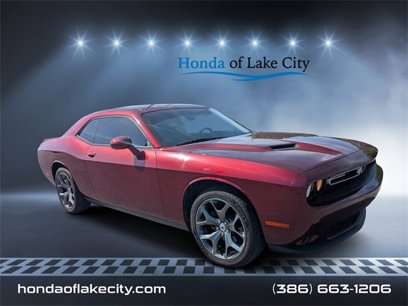 Used 2019 Dodge Challenger SXT
