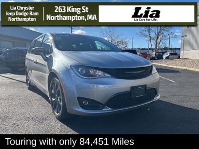 Used 2020 Chrysler Pacifica Touring w/ S Appearance Package