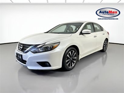 Used 2016 Nissan Altima 2.5 SL w/ 2.5 Technology w/LED Package