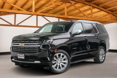 Used 2023 Chevrolet Tahoe Premier w/ Premium Package 2