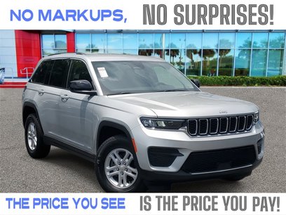 Used 2023 Jeep Grand Cherokee Laredo