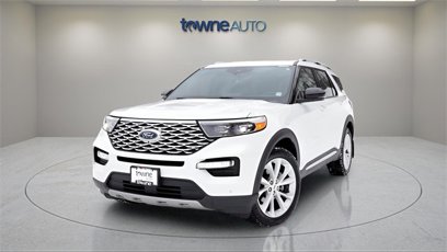 Used 2024 Ford Explorer Platinum w/ Technology Package