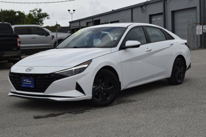 Used 2023 Hyundai Elantra SEL