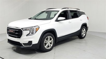 Used 2022 GMC Terrain SLE w/ Driver Convenience Package
