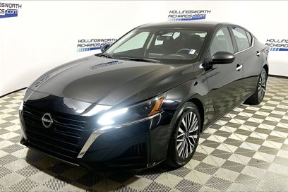 Used 2024 Nissan Altima 2.5 SV