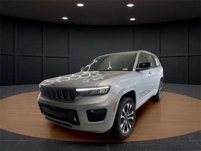 New 2024 Jeep Grand Cherokee L Overland w/ Rear Seat Video Group I