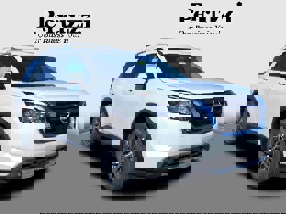 New 2025 Nissan Pathfinder SL