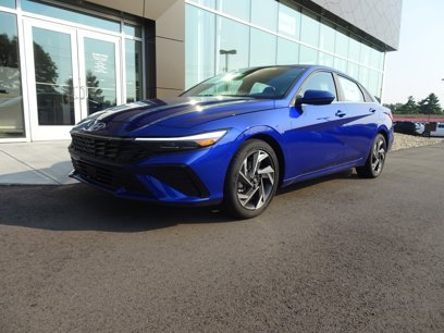 New 2024 Hyundai Elantra SEL w/ Convenience Package