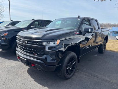 New 2025 Chevrolet Silverado 1500 LT Trail Boss w/ Convenience Package II