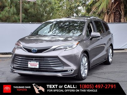 Used 2021 Toyota Sienna Platinum