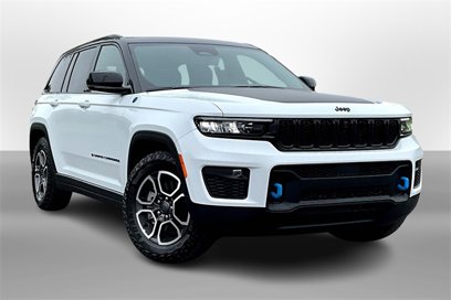 New 2024 Jeep Grand Cherokee Trailhawk w/ Luxury Tech Group III