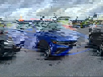 New 2025 Hyundai Elantra Limited
