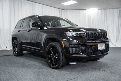 Used 2022 Jeep Grand Cherokee Altitude