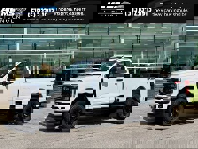 New 2025 Ford F250 XLT w/ FX4 Off-Road Package