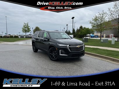 Used 2023 Chevrolet Traverse LT w/ Rear Camera Mirror Package