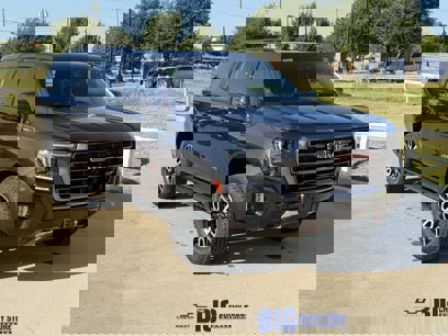 Used 2024 GMC Yukon AT4 w/ Technology Package