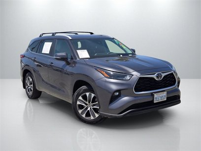 Used 2023 Toyota Highlander L