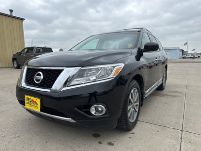Used 2016 Nissan Pathfinder SL