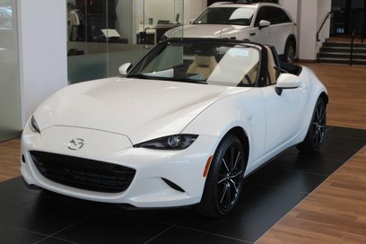New 2025 MAZDA MX-5 Miata Grand Touring w/ Weather Package