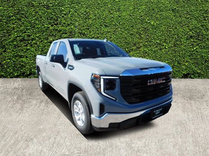 New 2025 GMC Sierra 1500 Pro w/ Pro Value Package