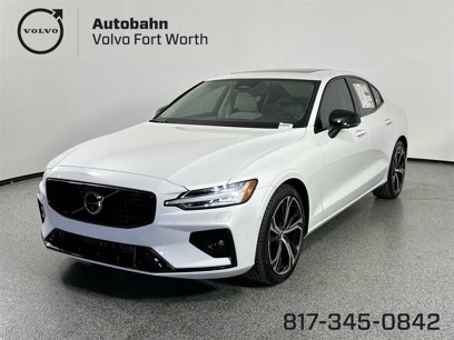 New 2025 Volvo S60 B5 Plus w/ Climate Package