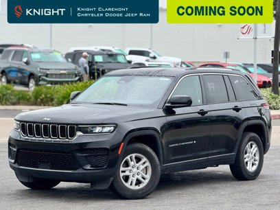 Used 2023 Jeep Grand Cherokee Laredo