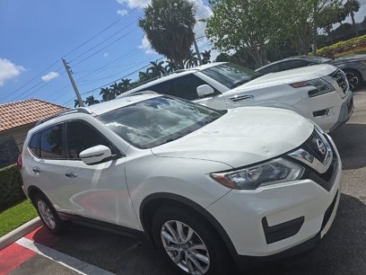 Used 2017 Nissan Rogue SV
