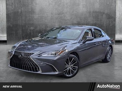 Used 2025 Lexus ES 350 w/ Premium Package