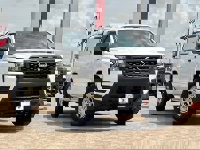 New 2025 Nissan Frontier S