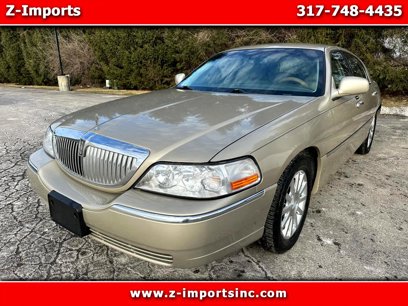 Used 2006 Lincoln Town Car Signature
