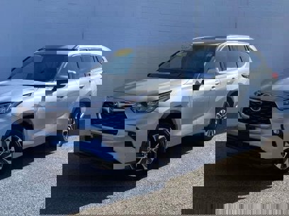Used 2020 Toyota Highlander XLE