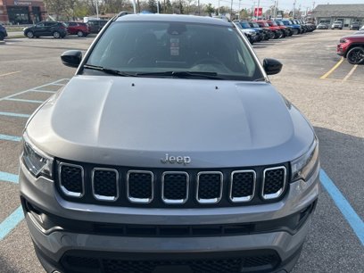 Used 2023 Jeep Compass Latitude