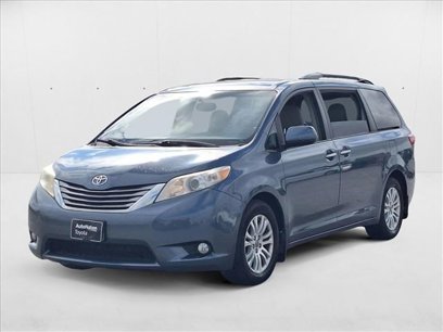 Used 2017 Toyota Sienna XLE