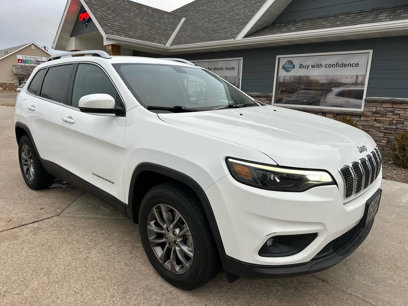 Used 2019 Jeep Cherokee Latitude Plus w/ Cold Weather Group