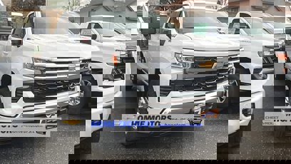 New 2025 Chevrolet Silverado 1500 LT
