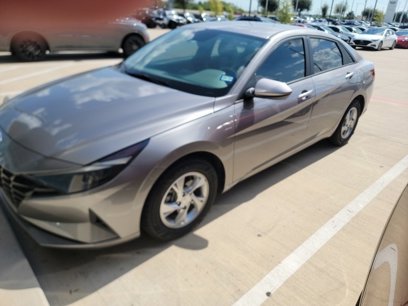 Used 2023 Hyundai Elantra SE