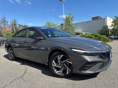 Used 2025 Hyundai Elantra Sport