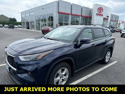 Used 2023 Toyota Highlander LE