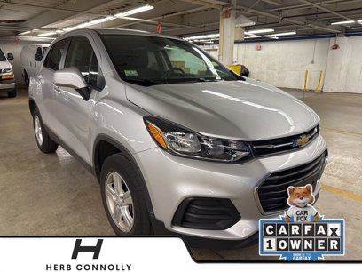 Used 2022 Chevrolet Trax LS w/ Tint and Cruise Package