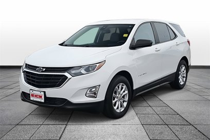 Used 2021 Chevrolet Equinox LS w/ LS Convenience Package