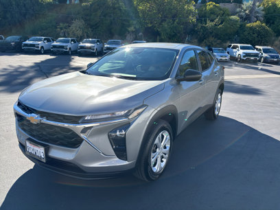 Used 2025 Chevrolet Trax LS w/ Driver Confidence Package