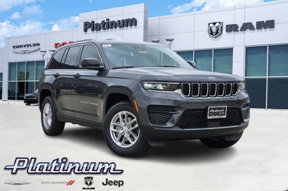 New 2025 Jeep Grand Cherokee Laredo