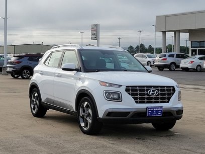 Used 2023 Hyundai Venue SEL