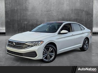 Used 2024 Volkswagen Jetta SE w/ Panoramic Sunroof Package