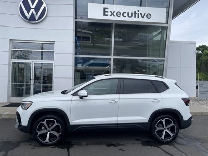 New 2025 Volkswagen Taos SEL