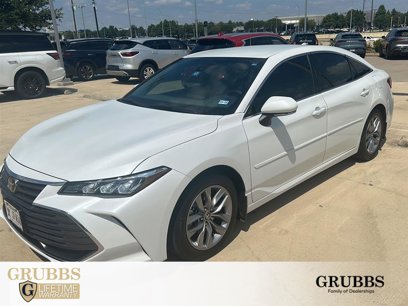 Used 2022 Toyota Avalon XLE