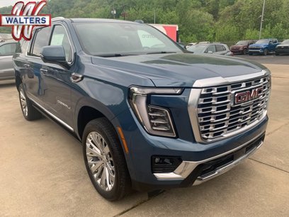 New 2025 GMC Yukon XL Denali w/ Sun & Power Step Package