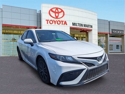 Used 2024 Toyota Camry SE