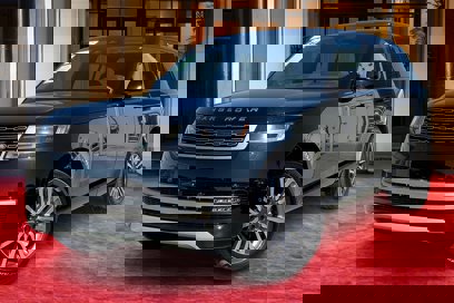 Used 2025 Land Rover Range Rover SE