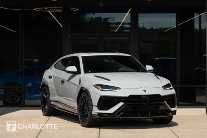 Used 2023 Lamborghini Urus Performante